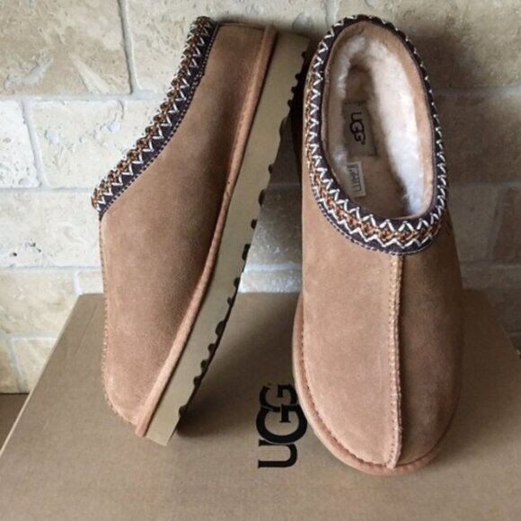 UGG Australia Tasman Chestnut Suede Slipper - Picture 4 of 6